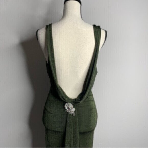 NWT Jluxlabel Olive Draped Back Fitted Silhouette Midi Dress With Crystal Accent - Picture 3 of 12
